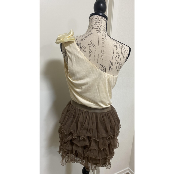 Windsor Dress Womens Large Cream Brown One Shoulder Ruffle Tulle Party Y2K - Picture 6 of 14